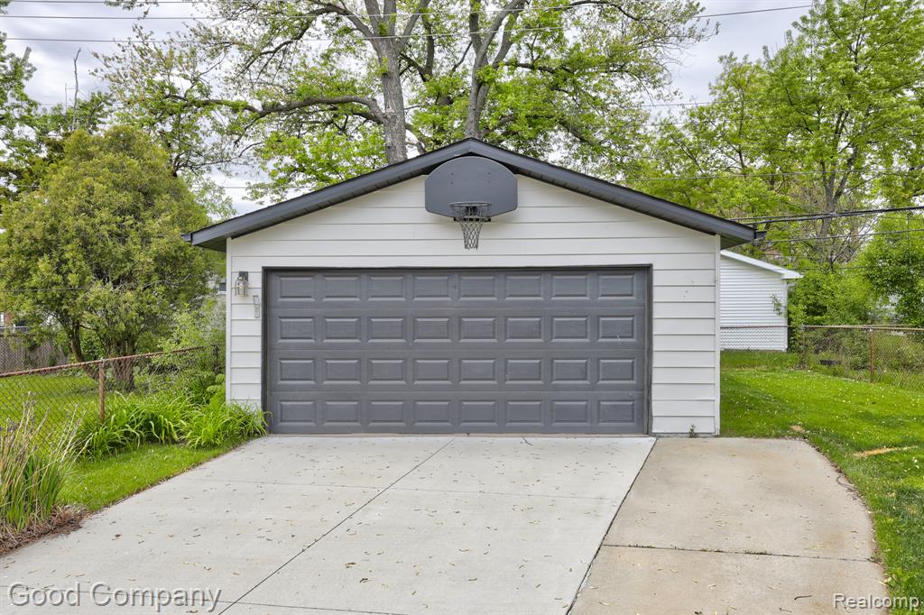 3269 Royal Avenue, Berkley, MI 48072 — Photo 44