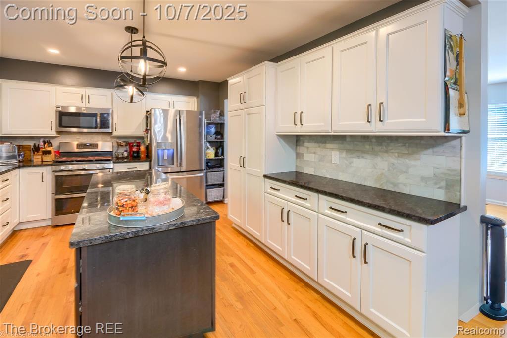 4950 Iroquois Boulevard, Clarkston, MI 48348 — Photo 16