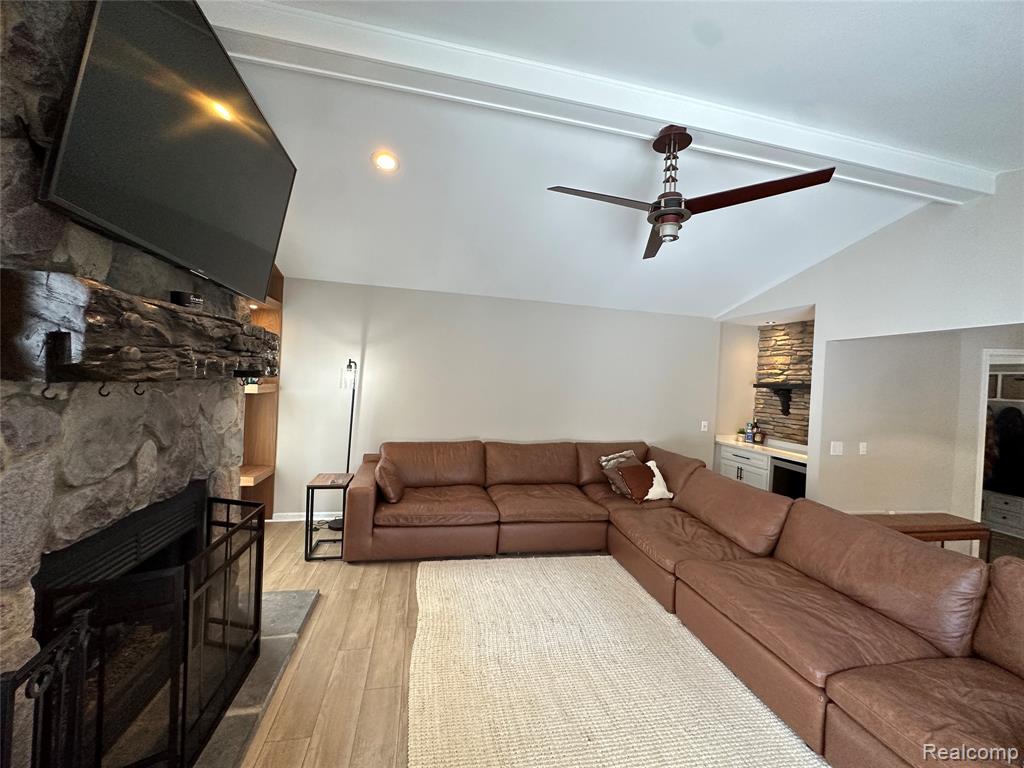 85 Overlake Drive, Lake Orion, MI 48362 — Photo 14