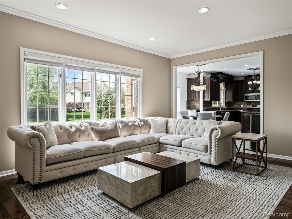 944 BRAHMS, Troy, MI 48085 — Photo 5