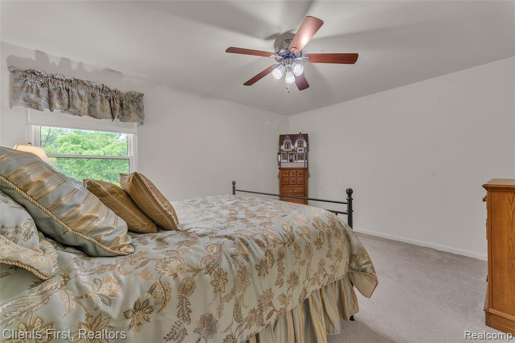 530 CONCORD Drive, Canton, MI 48188 — Photo 29