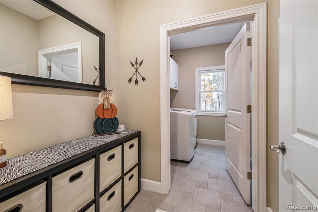 1281 Victoria Lane, Fenton, MI 48430 — Photo 11