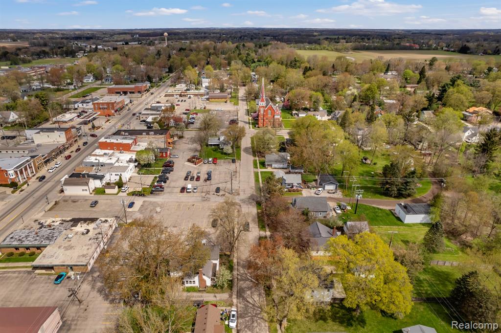 209 S Bristol Street, Almont, MI 48003 — Photo 41