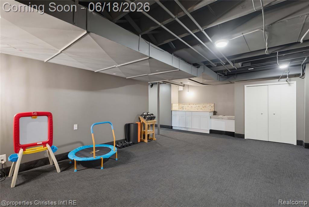 30130 Marimoor Street, Beverly Hills, MI 48025 — Photo 37