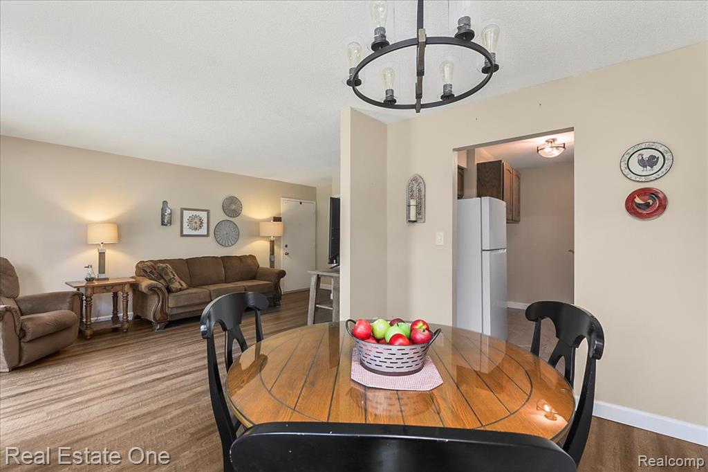 5291 Highland Road, 104, Waterford, MI 48327 — Photo 14