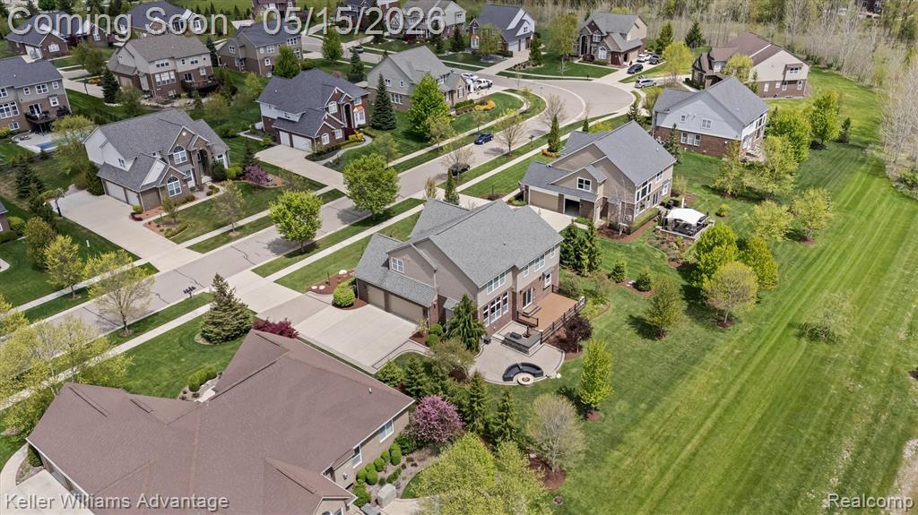 57201 Meadowcreek Circle S, South Lyon, MI 48178 — Photo 50