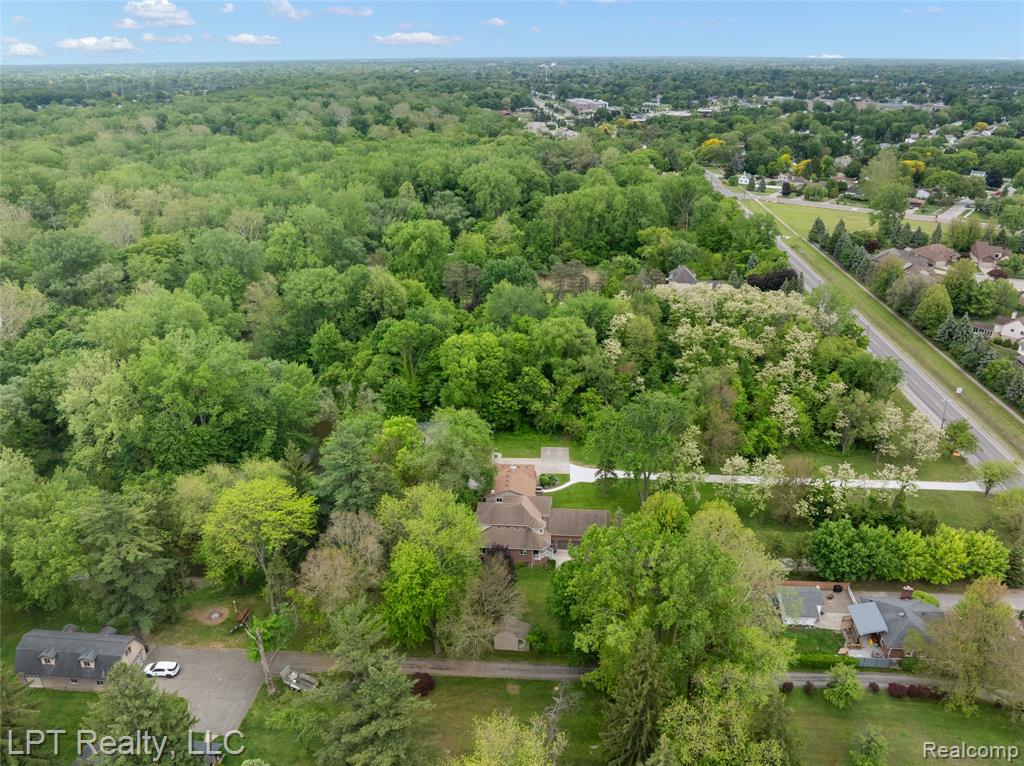 41400 Utica Road, Sterling Heights, MI 48313 — Photo 9