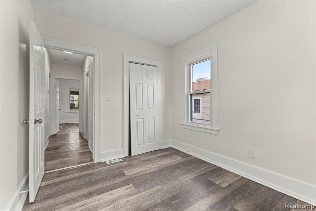 5629 Katherine Street, Dearborn Heights, MI 48125 — Photo 14
