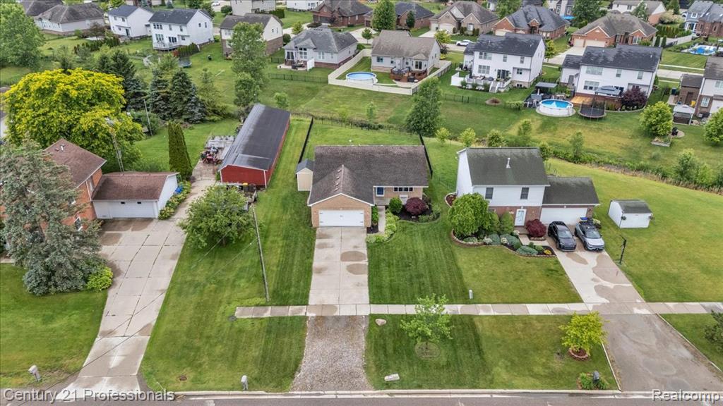 53611 County Line Road, New Baltimore, MI 48047 — Photo 8
