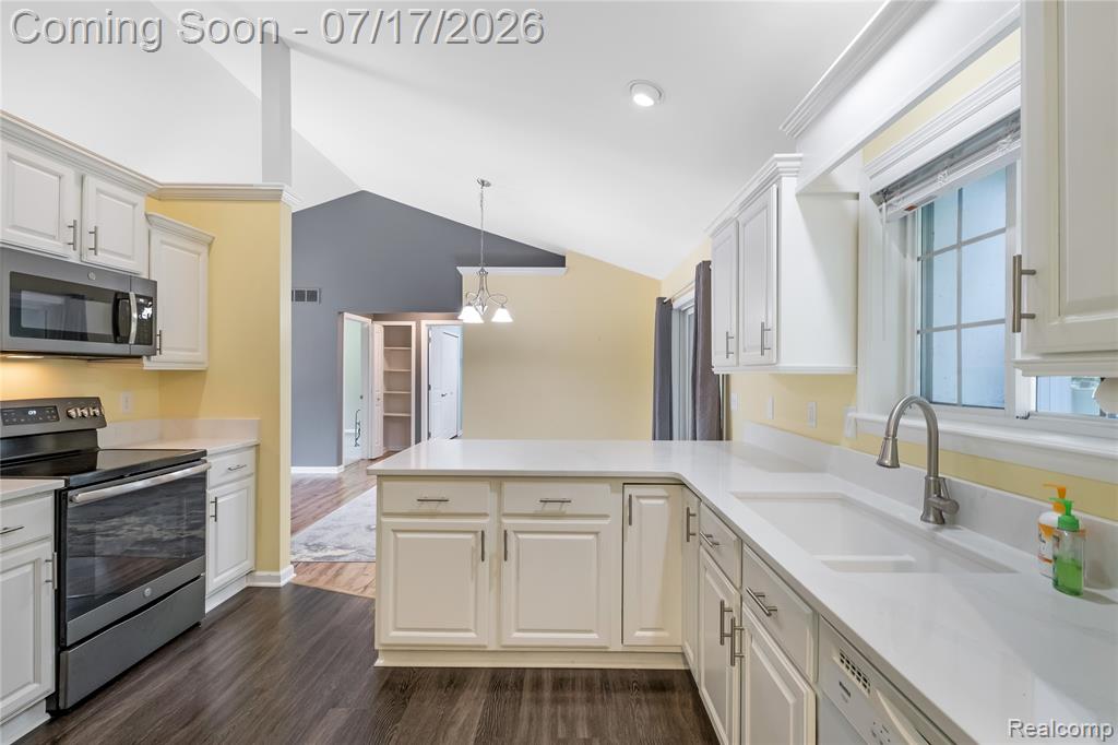 7030 Jennings Road, Swartz Creek, MI 48473 — Photo 4