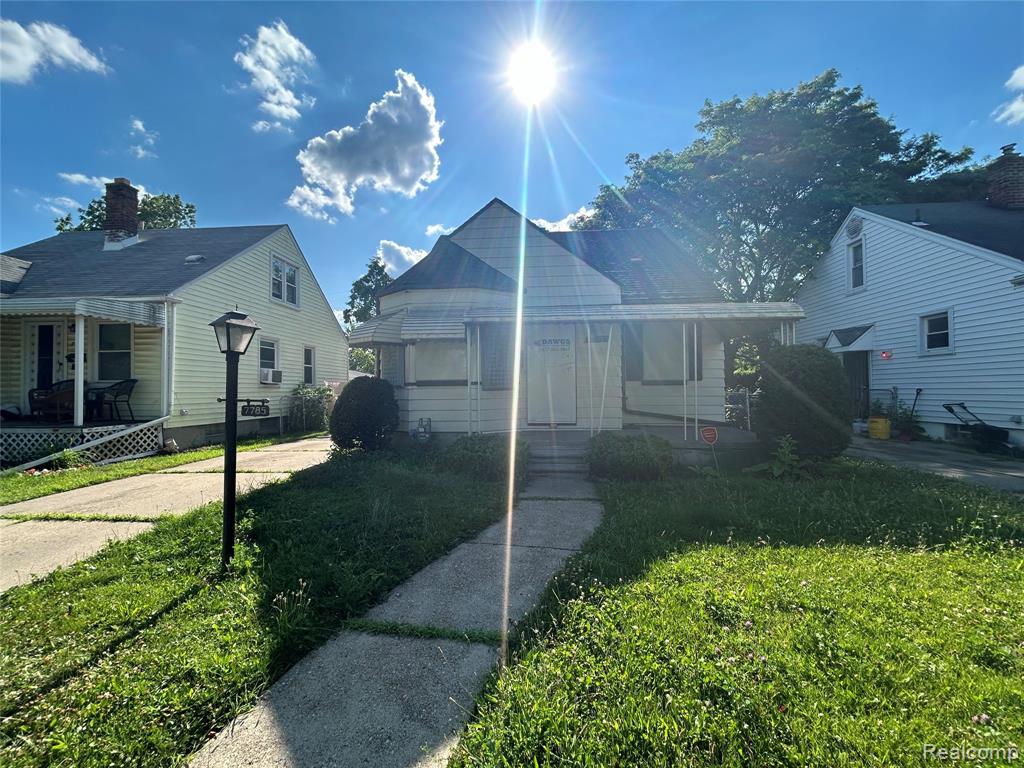 7785 Grandville Avenue, Detroit, MI 48228 — front exterior
