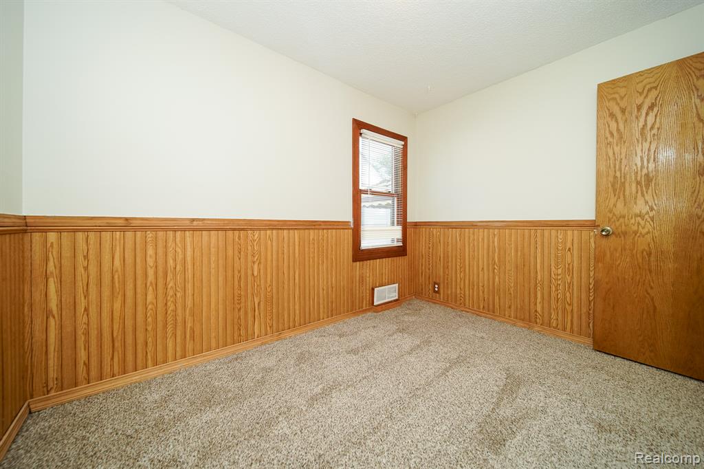 4462 1st Street, Wayne, MI 48184 — Photo 27