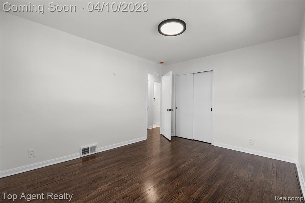 12751 Oak Park Boulevard, Oak Park, MI 48237 — Photo 19