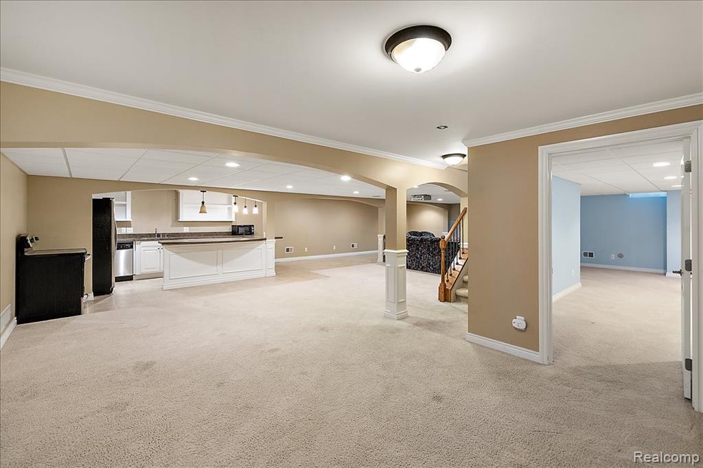 49763 Decker Drive, Shelby Twp, MI 48317 — Photo 43
