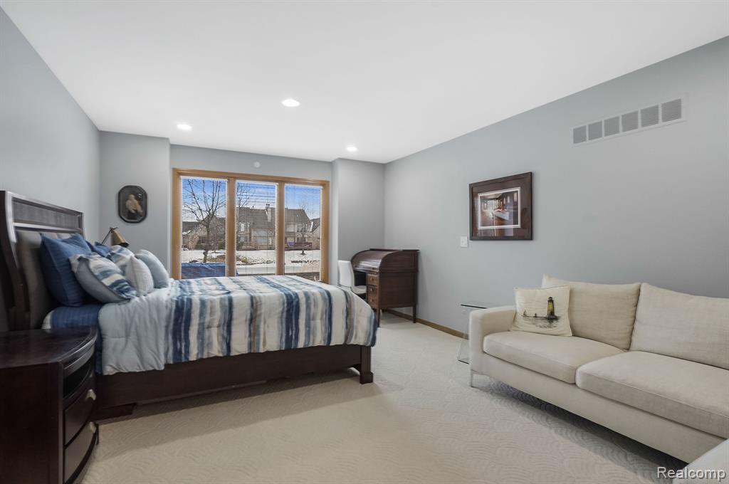 14922 STONEY BROOK Drive W, Shelby, MI 48315 — Photo 35