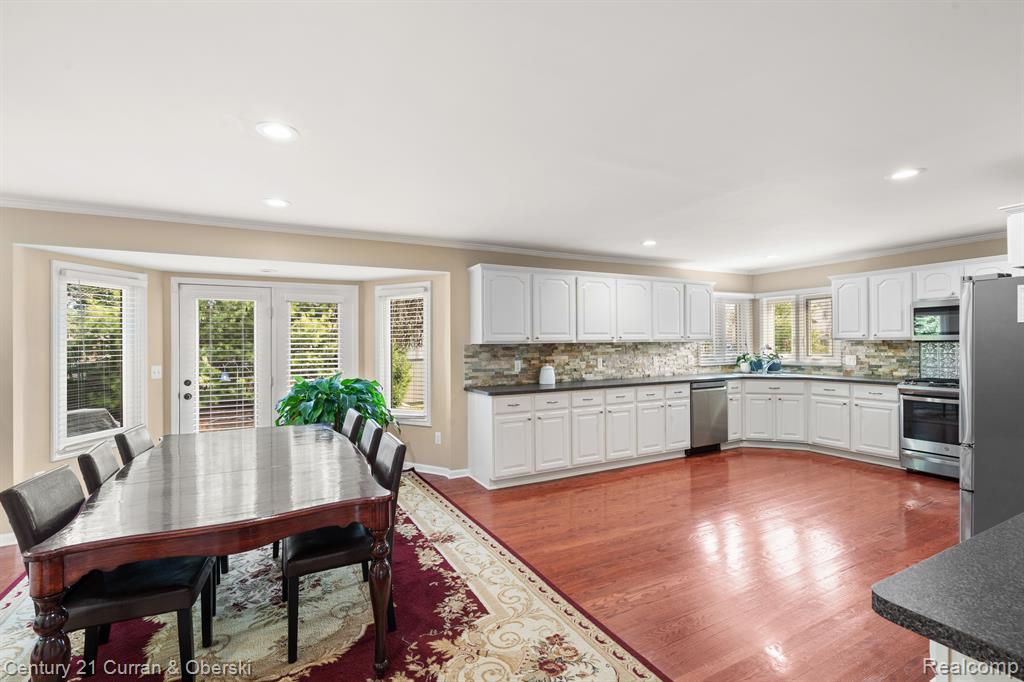 50580 MEANDER Drive, Macomb, MI 48042 — Photo 9