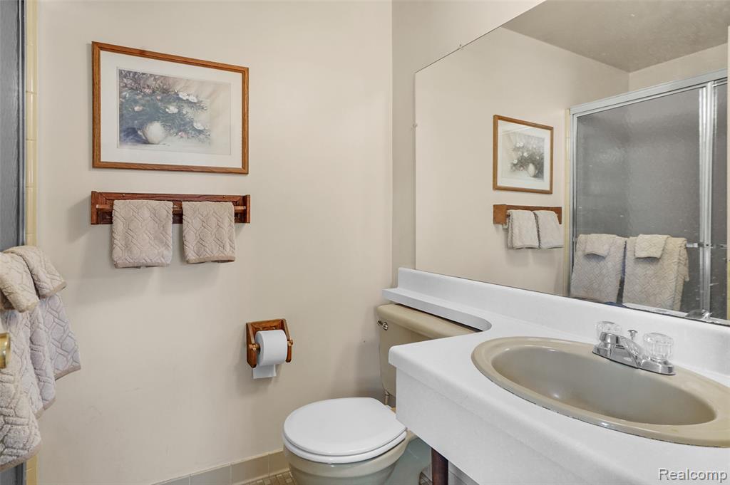 19931 Schoolhouse Court, Northville, MI 48167 — Photo 38