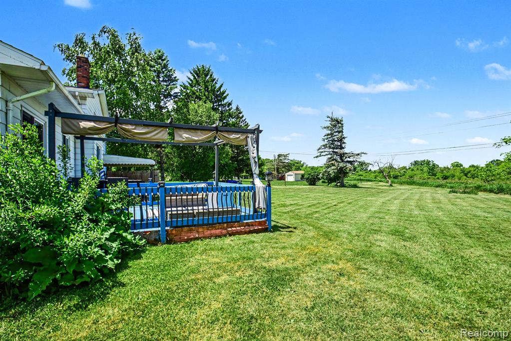 6156 Trenton Drive, Flint, MI 48532 — Photo 25
