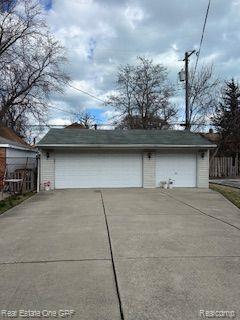 604 CHALMERS Street, Detroit, MI 48215 — Photo 6