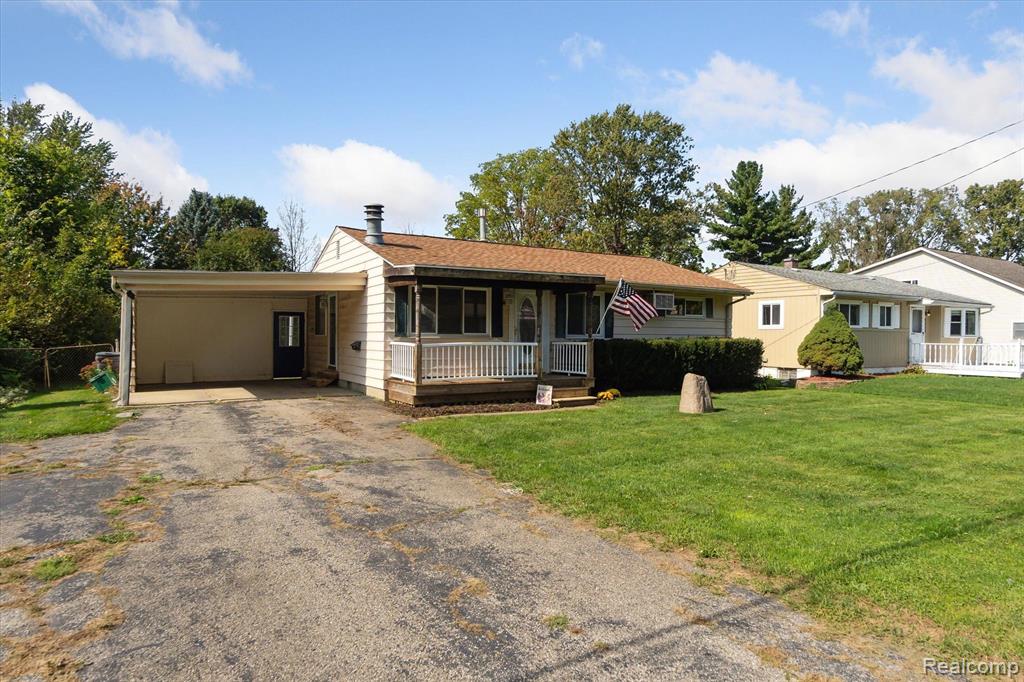 4208 BRISTOLWOOD Drive, Flint, MI 48507 — Photo 2