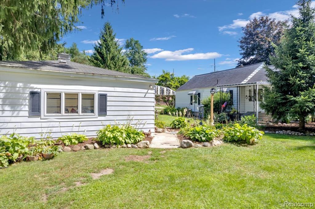 1381 Roods Lake Road, Lapeer, MI 48446 — Photo 26