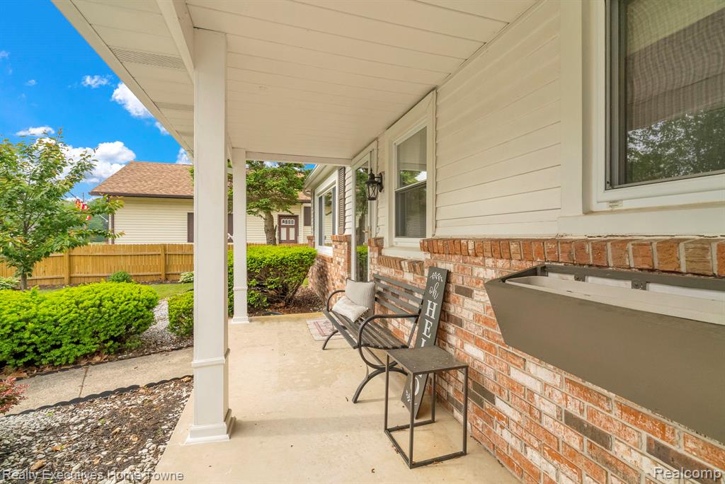 4244 Fairway Drive, Fort Gratiot, MI 48059 — Photo 3