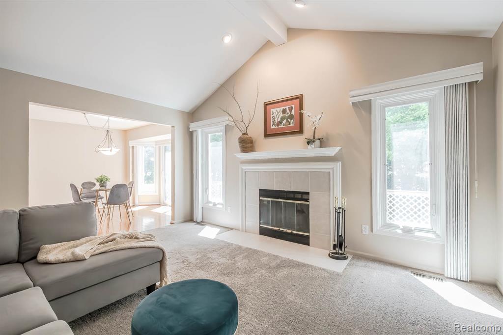 43221 Pointe Drive, 57, Clinton Twp, MI 48038 — Photo 17