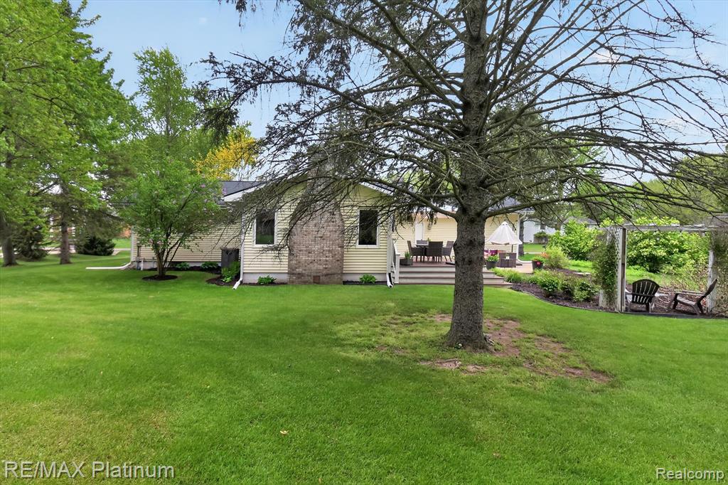 139 Edgemont Drive, Howell, MI 48855 — Photo 56