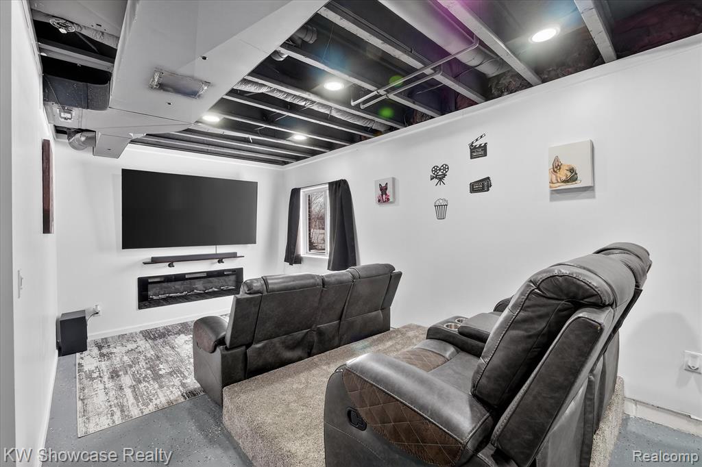 Recreation room featuring pool table