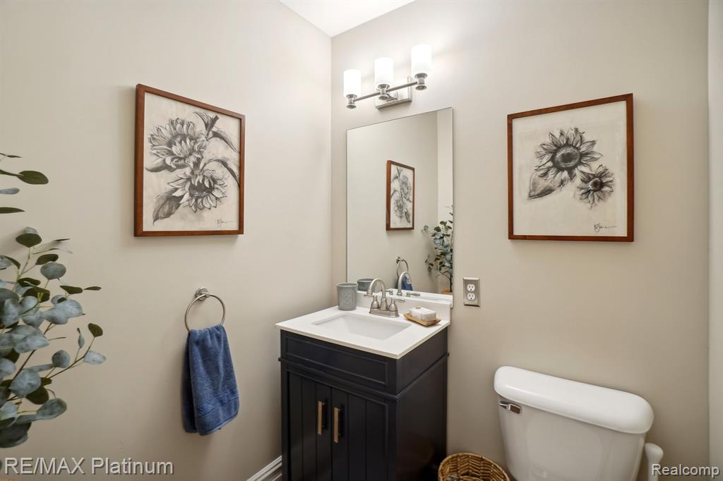 4657 Lakeshire Drive, Howell, MI 48843 — Photo 16