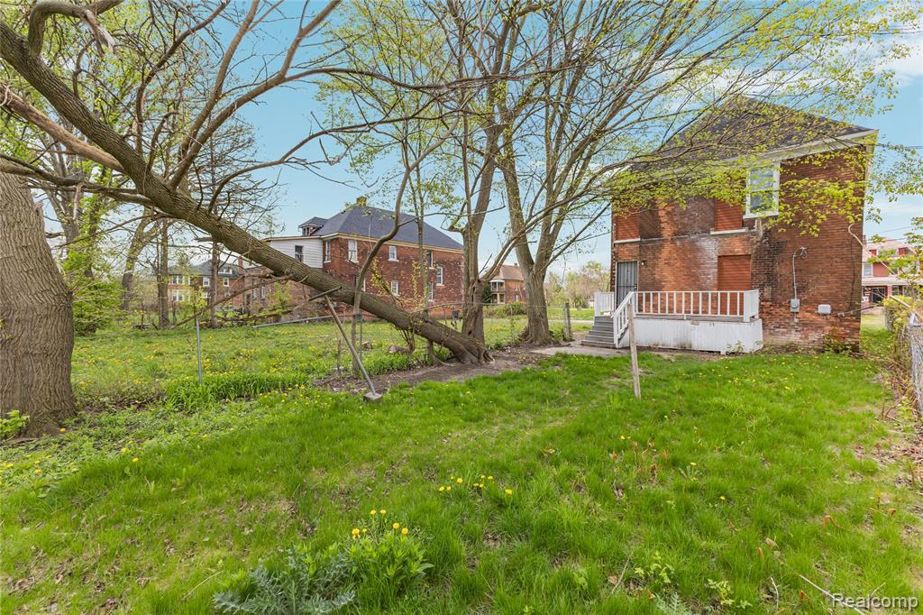 3010 Montclair Street, Detroit, MI 48214 — Photo 12