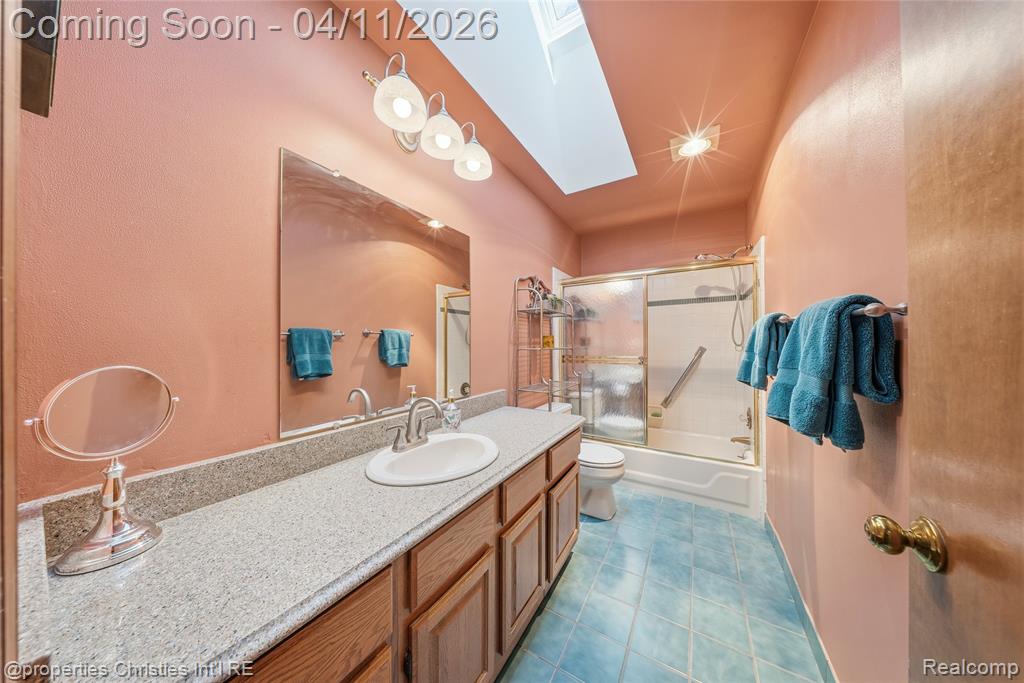 24760 Arsenal Road, Flat Rock, MI 48134 — Photo 47