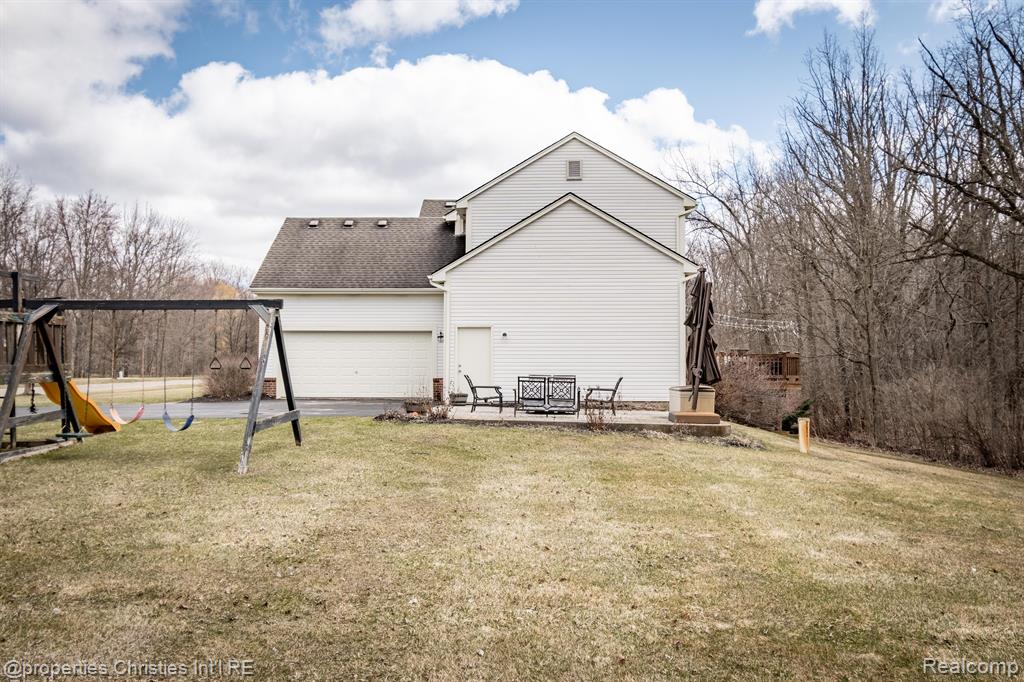 5946 OAK BEND Court, Howell, MI 48843 — Photo 58