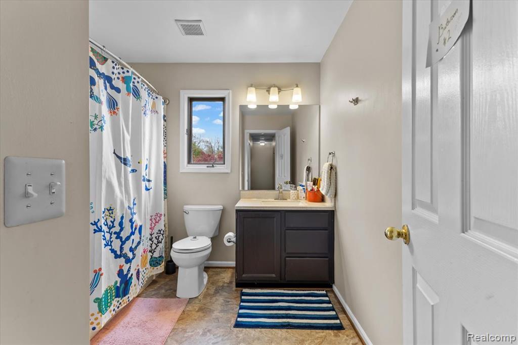 7694 Woodside Place, Waterford, MI 48327 — Photo 22