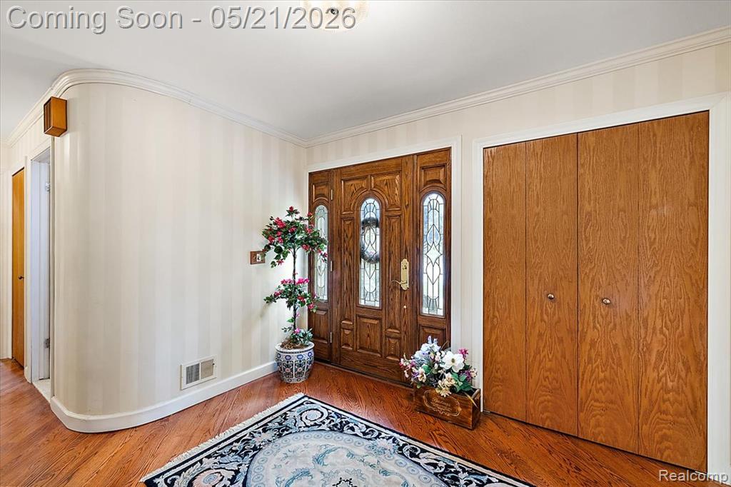 33891 Yorkridge Street, Farmington, MI 48331 — Photo 26