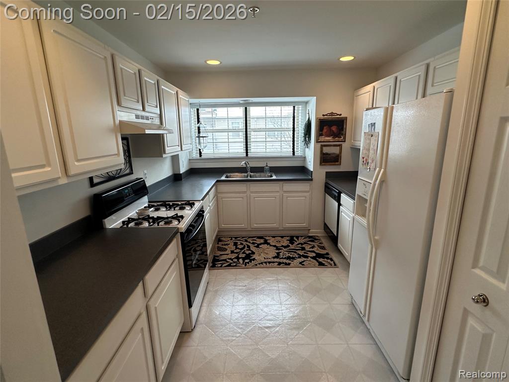 677 River Park Village Boulevard, Northville, MI, 48167