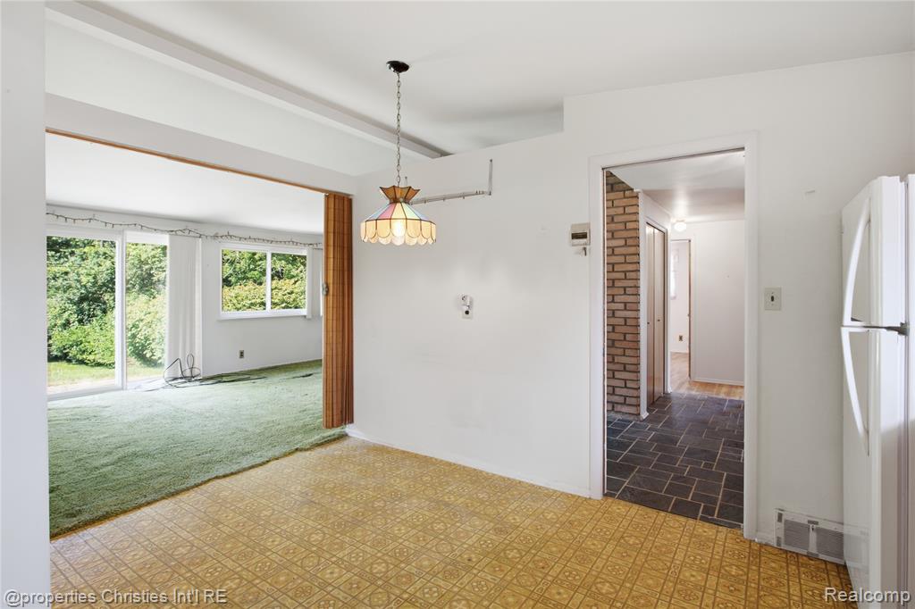 594 Provincetown Road, Auburn Hills, MI 48326 — Photo 12