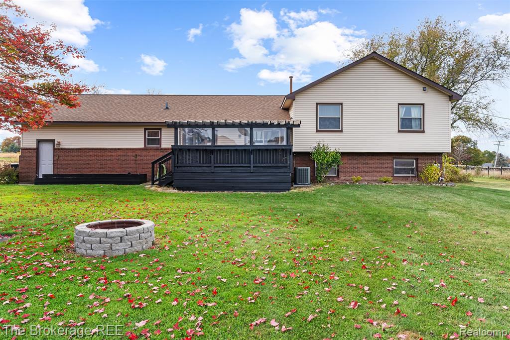 5950 Carscadden Way, Highland, MI — Photo 49
