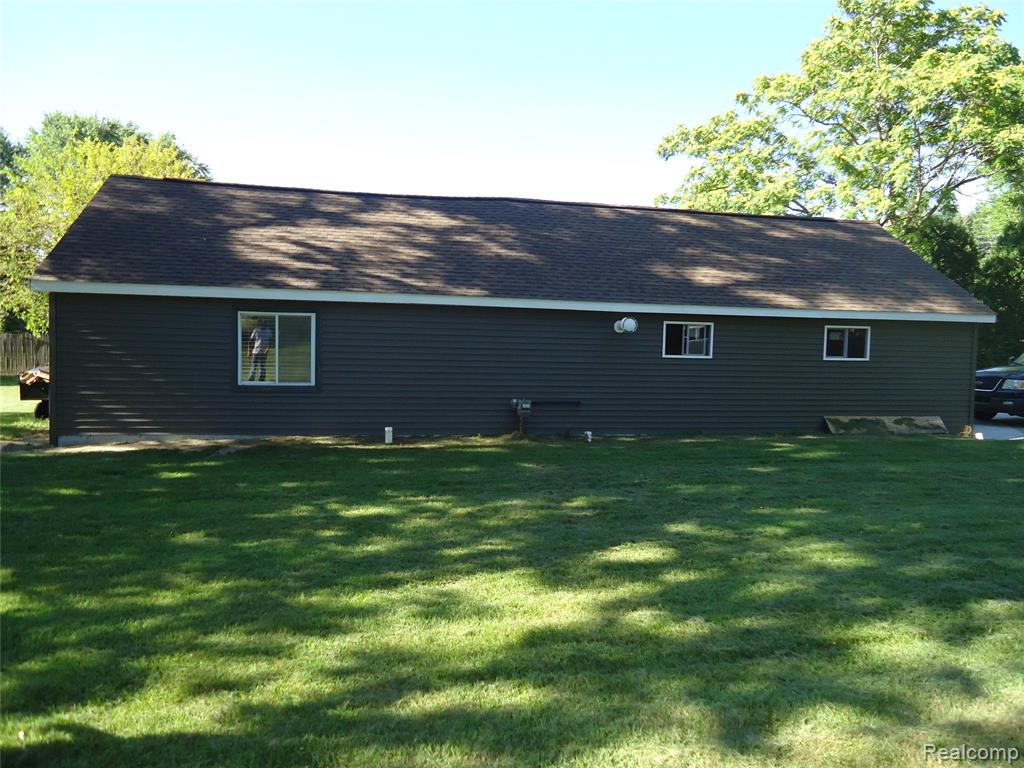 370 Adams Road, Saginaw, MI 48609 — Photo 14