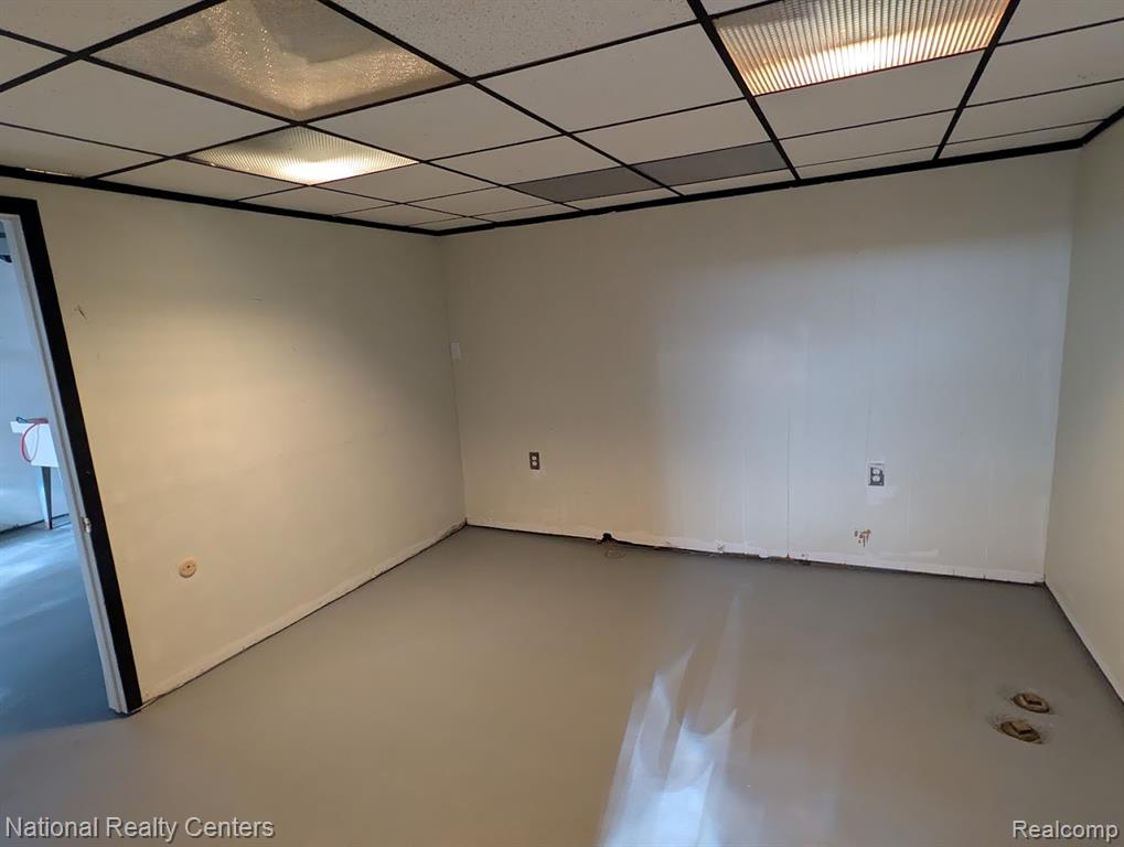 8849 Merriman Road, Livonia, MI 48150 — Photo 24