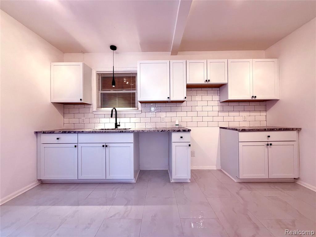 9905 Balfour Road, Detroit, MI 48224 — Photo 20