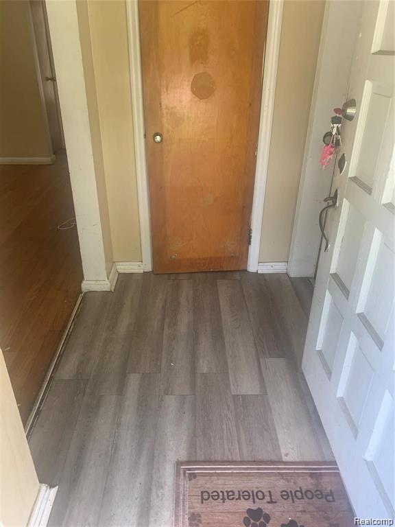 7762 Rosemont Avenue - Photo 2