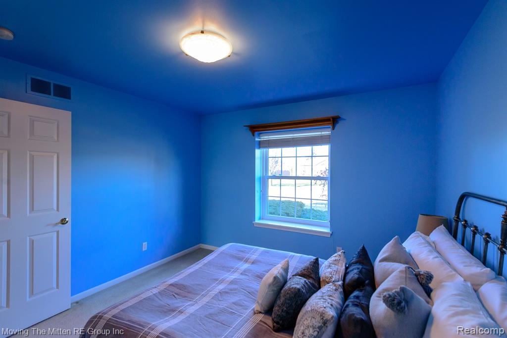 47663 Belmont Drive, Belleville, MI 48111 — Photo 23