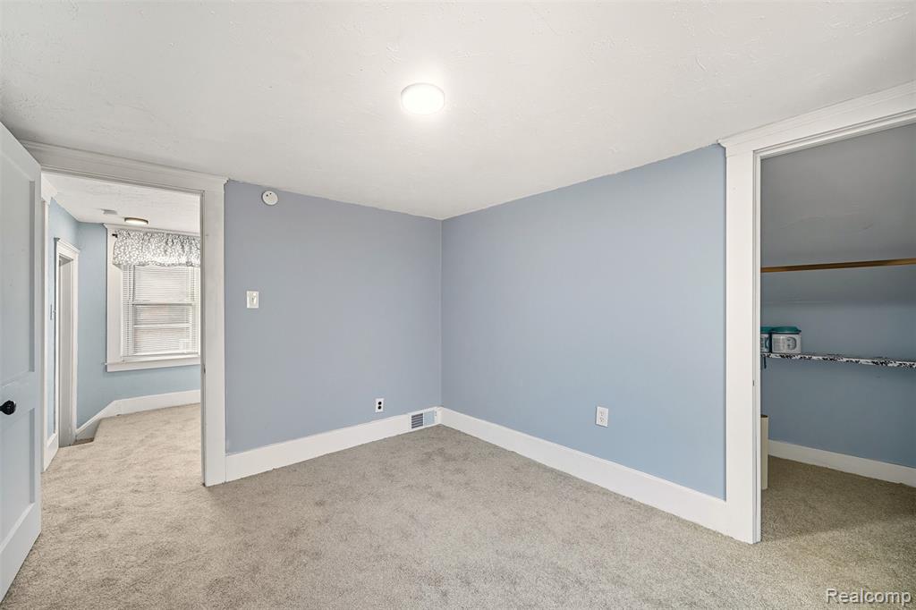 7335 Gronow, Center Line, MI 48015 — Photo 28