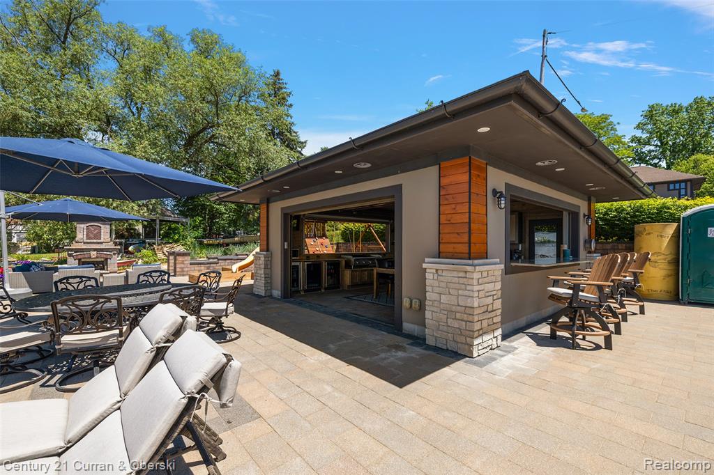 1345 E Lake Drive, Novi, MI 48377 — Photo 8