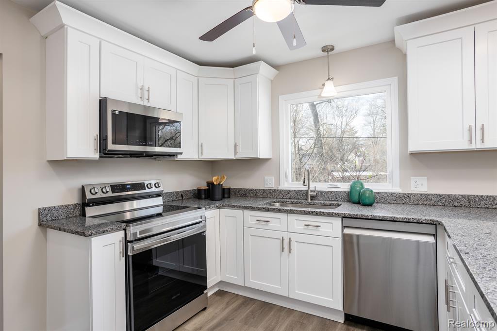 5536 FARMERS, Bloomfield Hills, MI 48301 — Photo 13