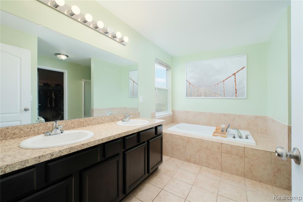 13863 Sherborn Court, Southgate, MI 48195 — Photo 31