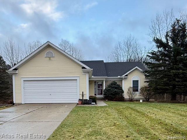 8221 FOX HOLLOW Road, Goodrich Vlg, MI — front exterior