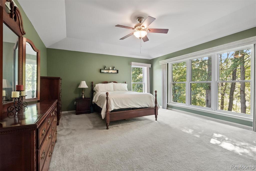 6404 Pennington Drive, White Lake, MI 48383 — Photo 9