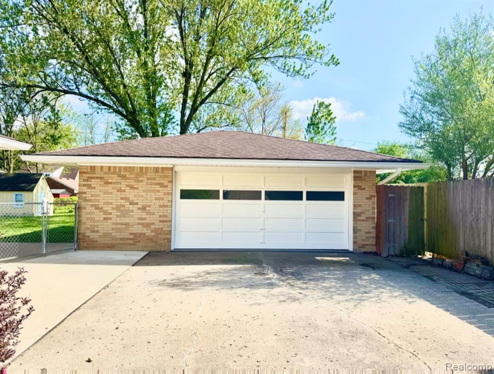 4550 Maeder Street, Shelby Twp, MI 48316 — Photo 37